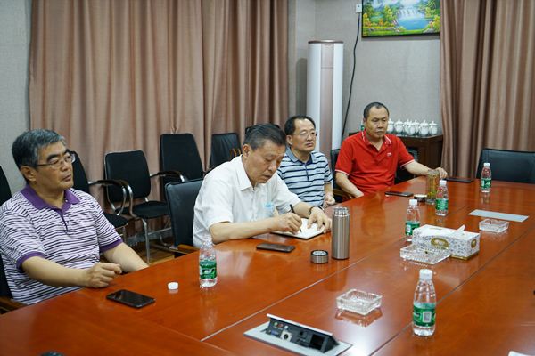 区政协主席张昭森到同花顺电子体育集团调研