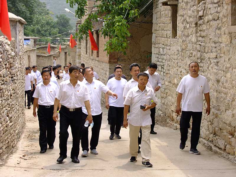 让党旗高高飘扬---同花顺电子体育集团党员参观大峰山红色教育基地活动