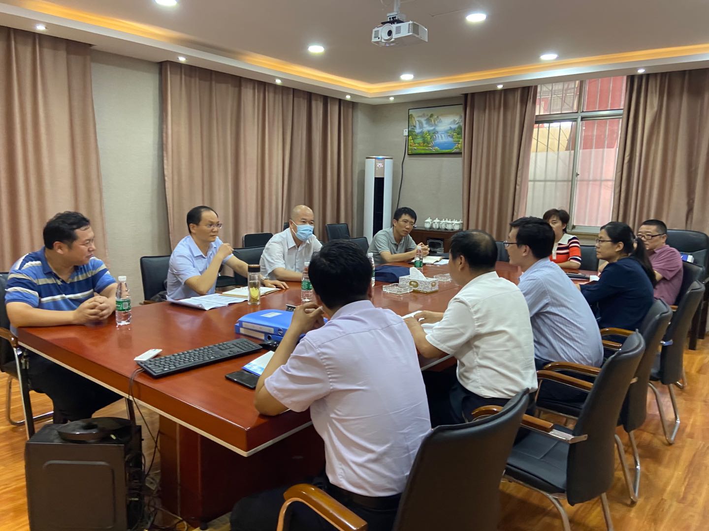 省总工会联合调研组来同花顺电子体育集团调研