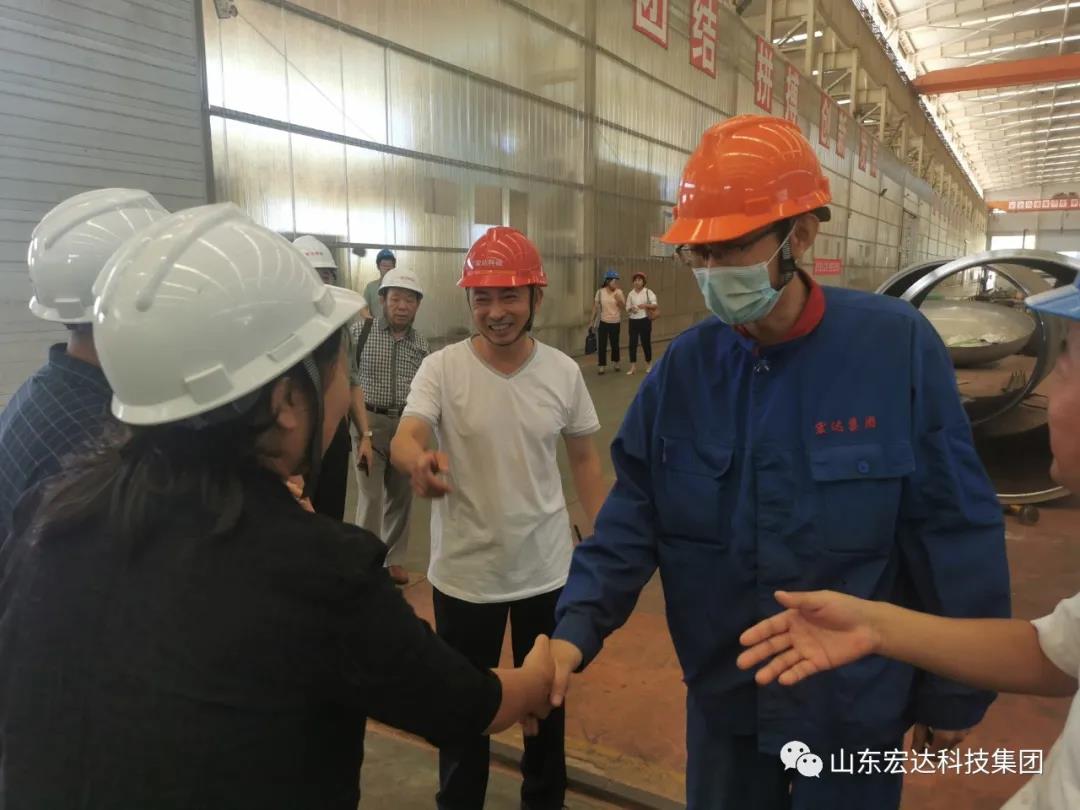 市总工会副主席于虹到同花顺电子体育集团调研